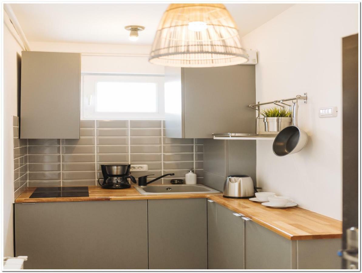 Old Town Cosy Studio Букурещ Екстериор снимка